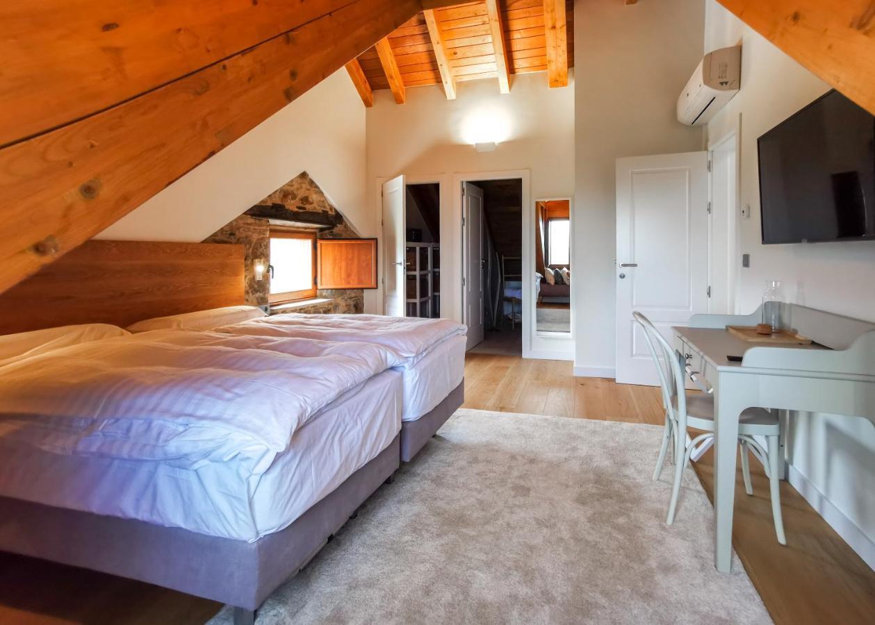Boutique Finca Esencial Villafranca Del Bierzo Bagian luar foto