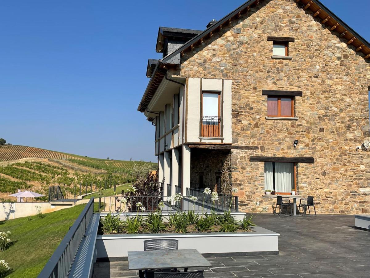 Boutique Finca Esencial Villafranca Del Bierzo Bagian luar foto