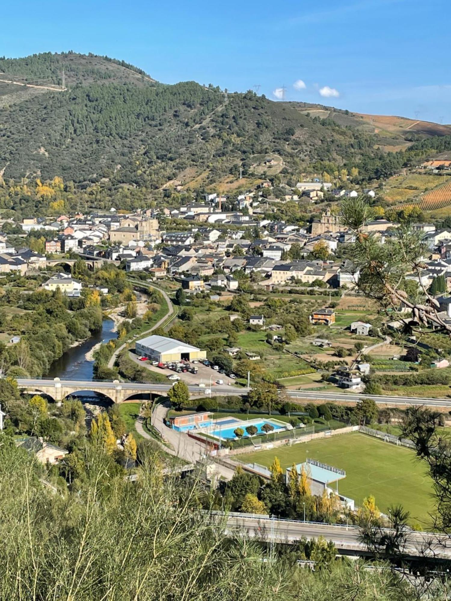 Boutique Finca Esencial Villafranca Del Bierzo Bagian luar foto